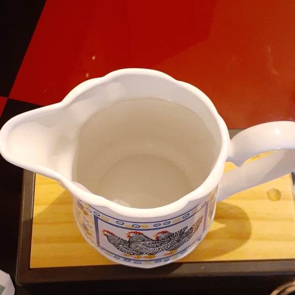 The Heirloom Tradition Ceramic Milk Pitcher - Picture 2 of 4